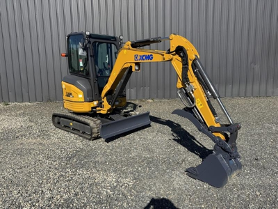 USED 2021 XCMG XE27U