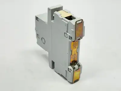 Used BBC S221K2A Circuit Breakers Michigan US | Maverick Industrial Sales #1453082