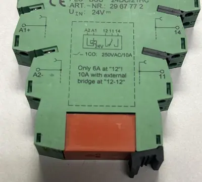 Used PHOENIX CONTACT PLC-BSC- 24DC/21HC Miscellaneous Equipment (Electrical & Power) | Surplus Asset Holdings #1201276