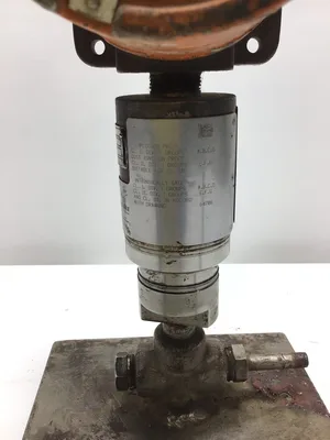 Schlumberger Industries PA3000-020-42-13-XX-XX-13 Pressure Transmitter 4-20mA