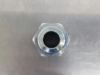 Hydraulic Adapter M-16 NPT X M-12 JIC 1" x 3/4"