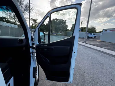 Used 2019 FREIGHTLINER SPRINTER Vans Florida US | Truck and Van Outlet #1509215