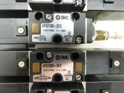 SMC VV5FS2 Plug-In 6-Station Manifold Control Unit VFS2000 Solenoid Valve Bank