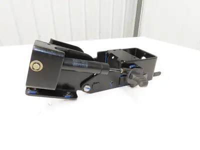Hyster 8808585 Forklift Steering Column Tilt Bracket Assembly Removed From E80XN