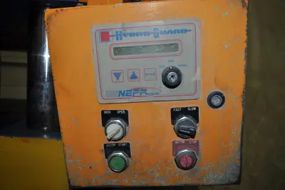 42.4 Ton 4 Post Neff Hydraulic Press