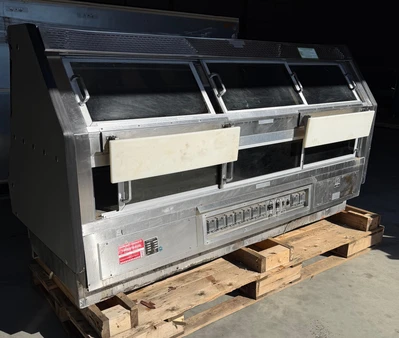 12-0071 8 Foot Custom Delis Hot Case