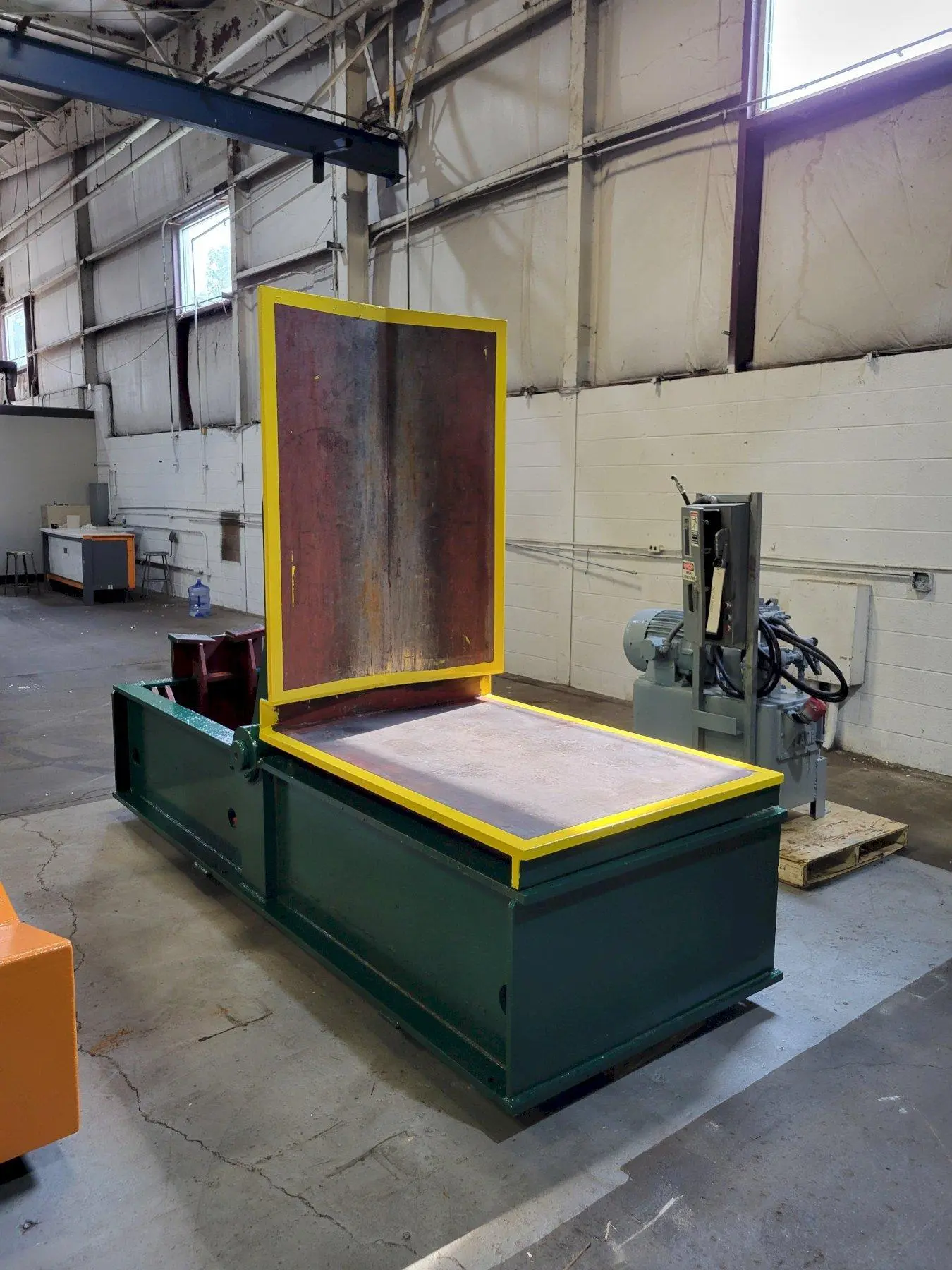 USED NORTH CENTRAL MACHINE NOT SPECIFIED