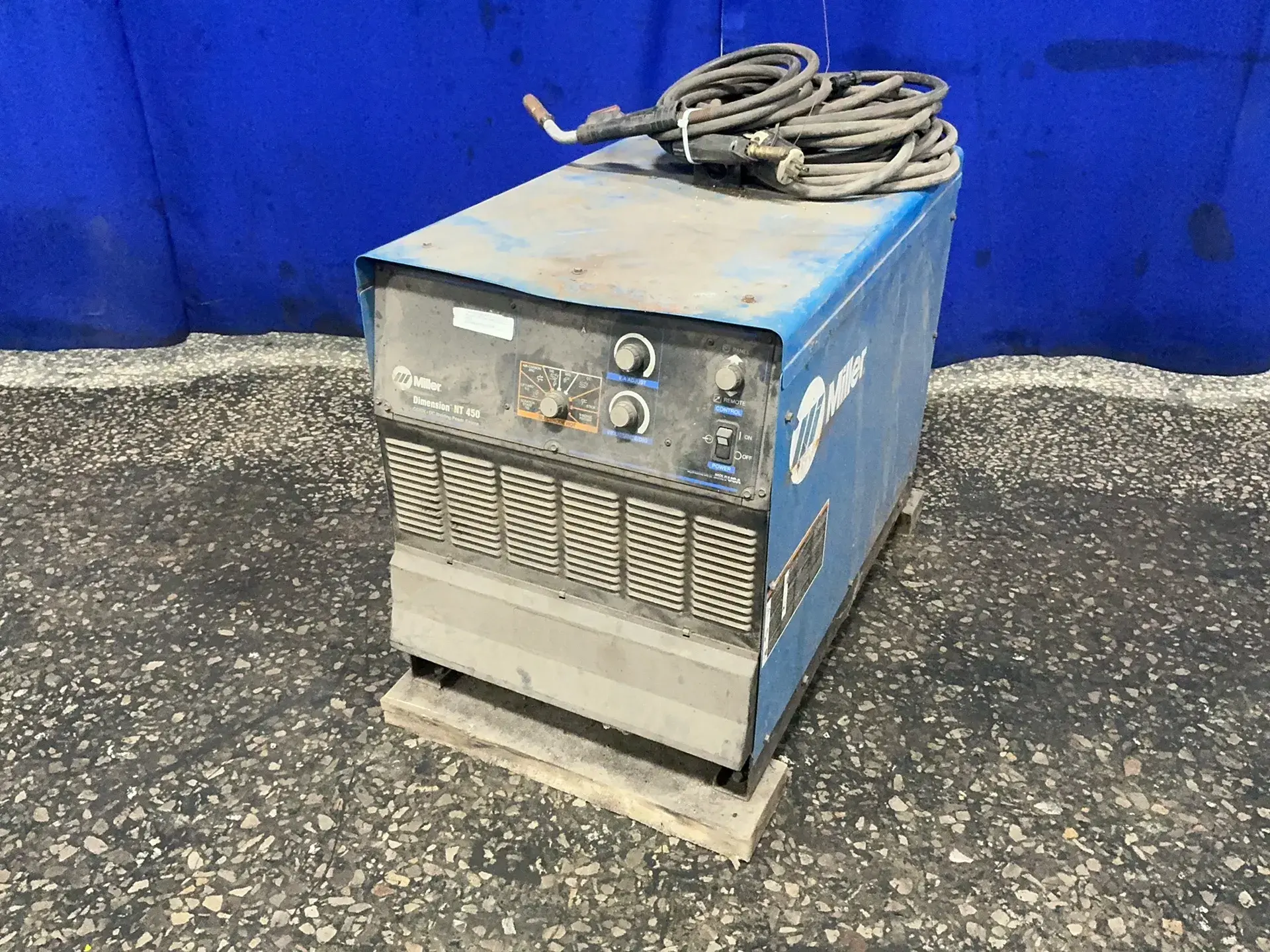 Used MILLER DIMENSION NT450 Mig Welders Ohio US | HGR 24 #1441276