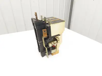 Westinghouse 2045A40G05 AC Motor Starter Contactor 600V 3Ph 120V Coil