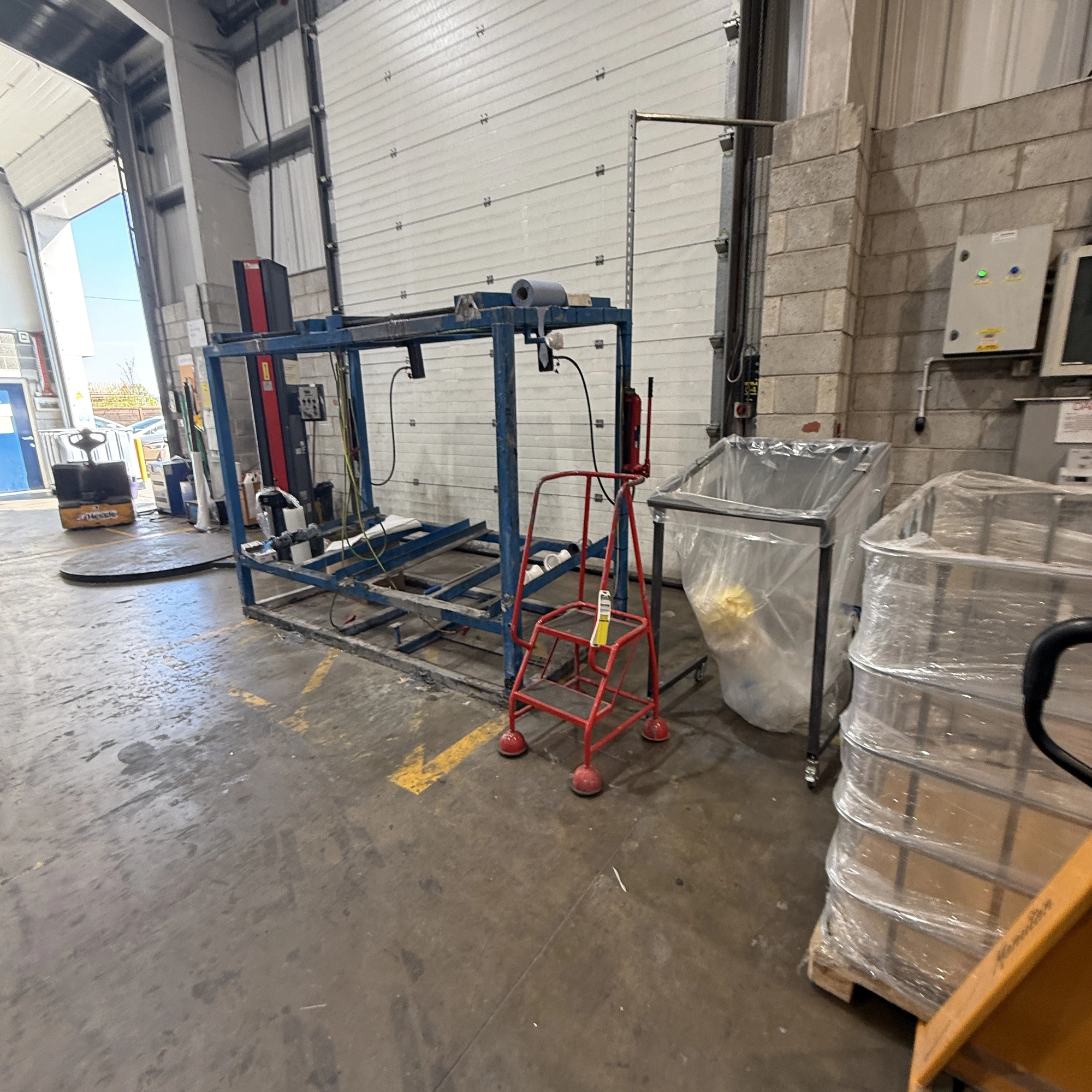 IBC Twin Stack 4 Place Discharge Station