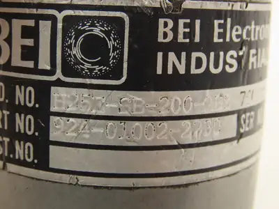BEI Industrial H25ESB200ABZ7406REM16SPES12V Rotary Encoder 5V 3/8" Spline Shaft