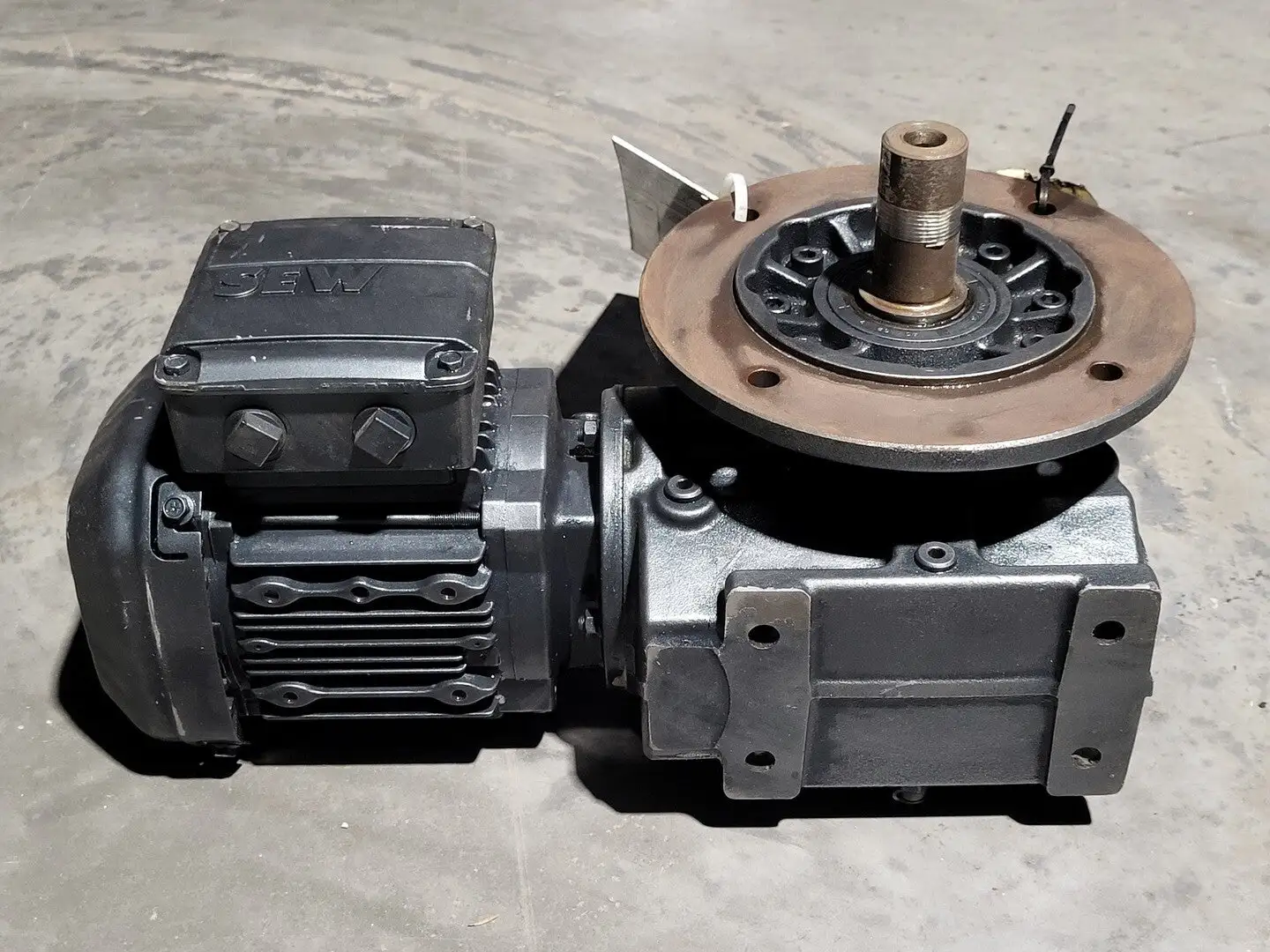 USED SEW-EURODRIVE SF57 DRS71S4