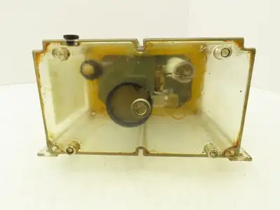 Shiuh Chern YMGP-301FW-T4-D Lubrication Oil Pump Oiler 4L Plastic Tank 110V