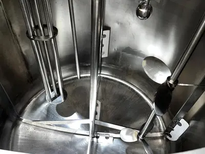2,500L Stainless Steel Electrically Heated & Jacketed Mixing Tank