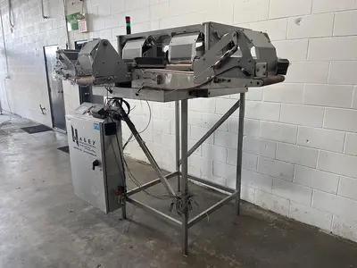 Haley Manufacturing Diverting Conveyor