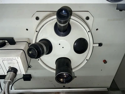 USED 1994 Gage-Master SERIES 89, QC 2000 DRO, 4-POS. LENS TURRET