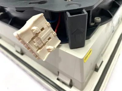 Used Rittal TopTherm Fan and Filter Unit 24VDC .43A 10W DAMAGED CONNECTOR Electronic Component Fans Michigan US | Maverick Industrial Sales #1389305