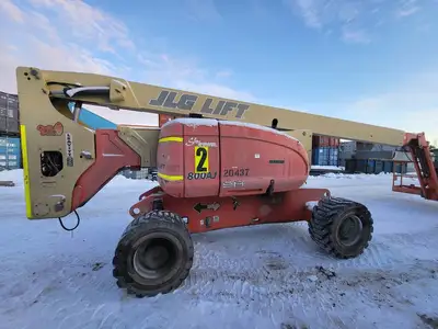 USED 2005 JLG 800AJ