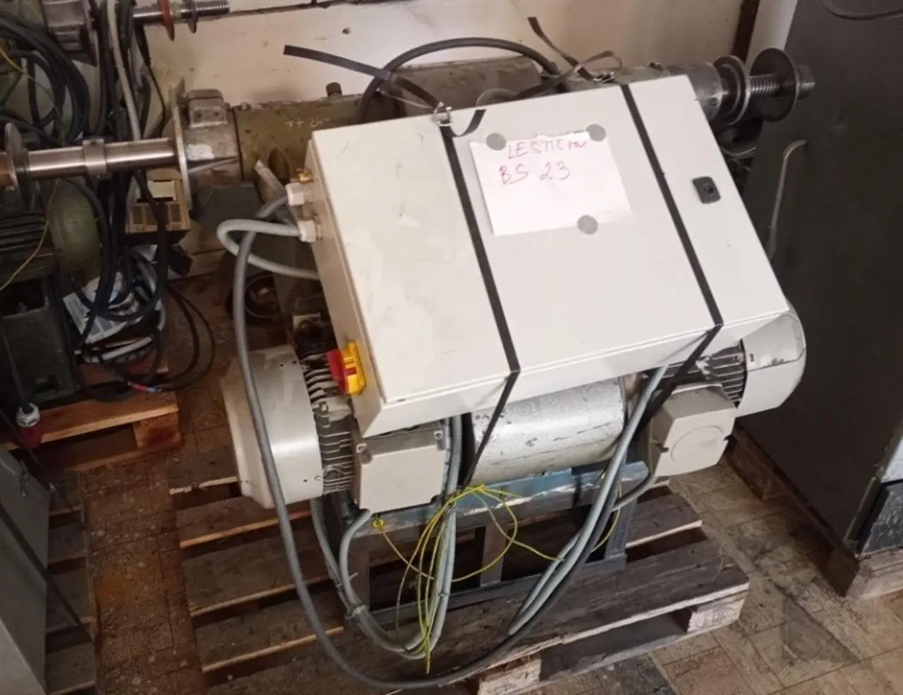 USED KOVO FINIŠ BS 23