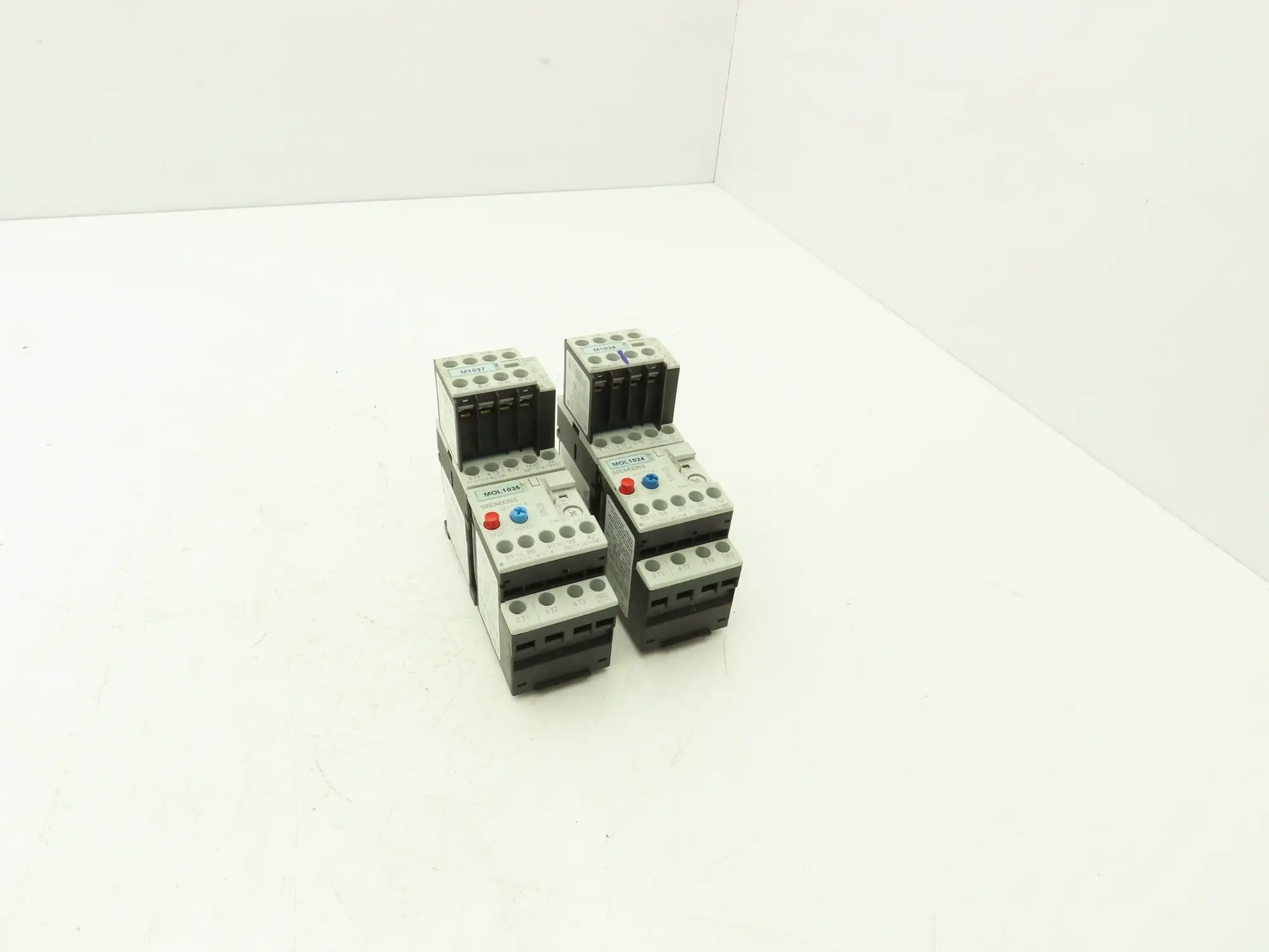 Siemens 3RU1116-1BB0 Motor Starter Contactor Relay 24V Coil 5Hp 600V Lot of 2
