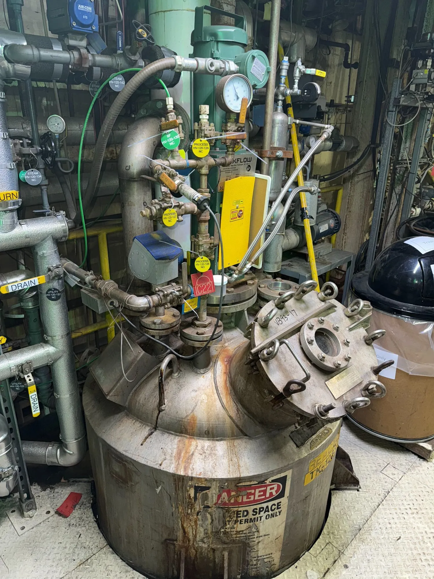 USED 2003 ALLOY INDUSTRIES 250 GALLON