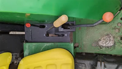 USED 1996 JOHN DEERE 5200