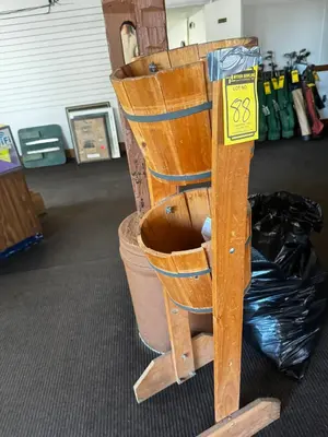 Used _UNKNOWN_ _UNKNOWN_ Miscellaneous Woodworking Equipment Ohio US | Myron Bowling Auctioneers Inc #1574218