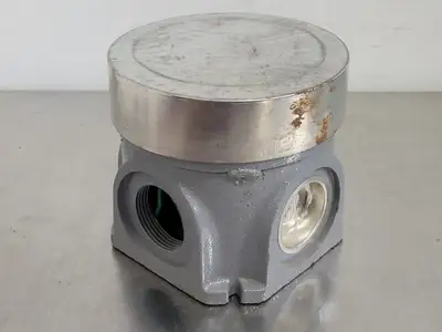 NEW HUBBELL B2536