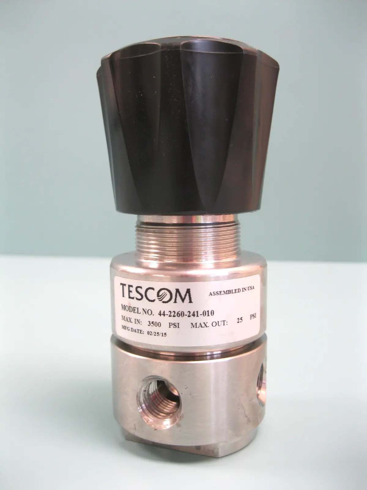 1/4" Tescom 44-2260-241-010 SS 1-Stage Air Regulator 3500 PSI in 25 PSI Out H17