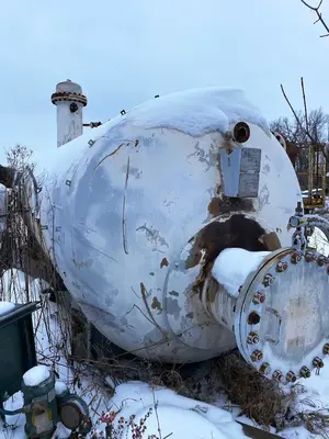 Horizontal Decanting Vessel