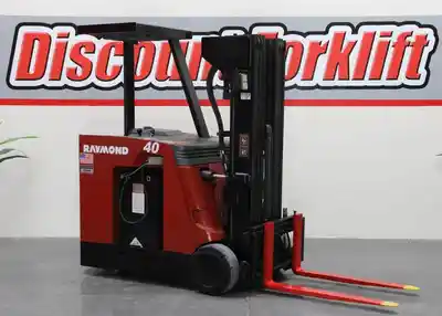 USED 2005 RAYMOND R40-C40TT