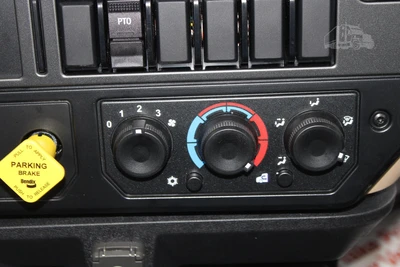 New | in-Stock 2025 MACK GRANITE 64BR Rolloff Trucks Texas US | Roll Off Truck World #1491930