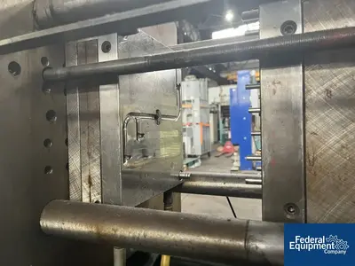 USED ARBURG 39 Ton Arburg Injection Molder, Model 220-90-350