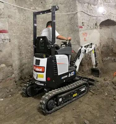 USED 2021 Bobcat E10