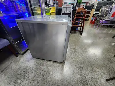 Used WelBilt Used Welbilt Multiplex ND21RS00 Nitrogen Beverage Dispenser Beverage Dispensers Illinois US | Falcon Restaurant Supply #1376670