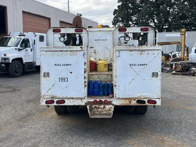 Used 2000 _UNKNOWN_ _UNKNOWN_ Fuel & Lube Trucks Oregon US | KNM Equipment Sales & Service #1363620