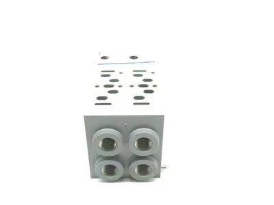 NEW PARKER PS551153MP MANIFOLD BASE 1/4"
