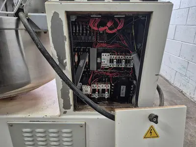 USED 1999 TEKNO 130A