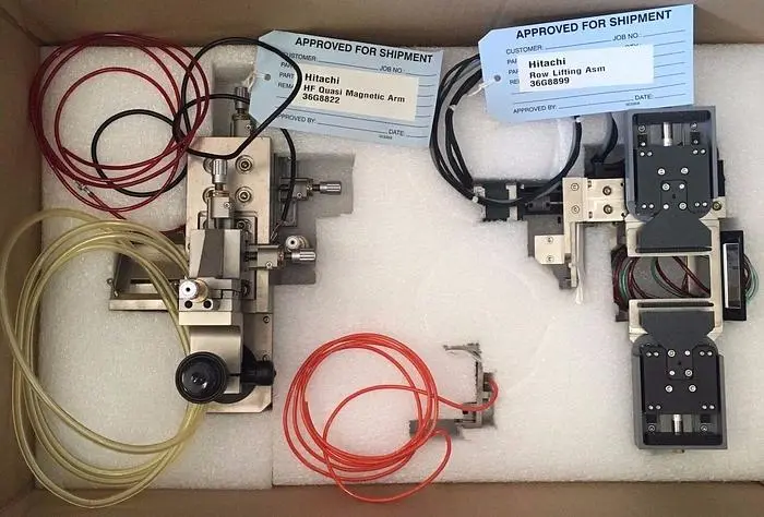 HITACHI HF QUASI MAGNETIC ARM 36G8822 AND HITACHI ROW LIFTING ASM 36G8899