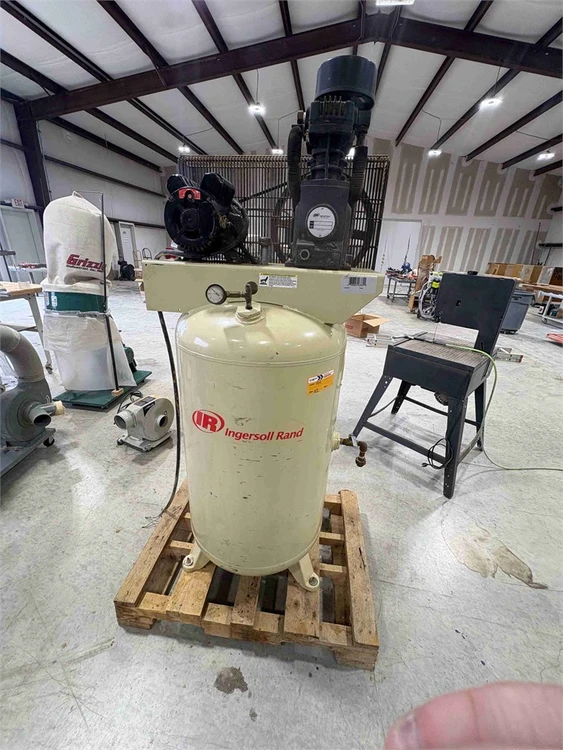 Used INGERSOLL RAND TS5 Tank Mounted Air Compressors Texas US | MachineryMax #1266380