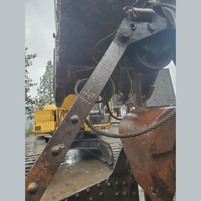 1.25 Yard Clamshell Bucket with Teeth
