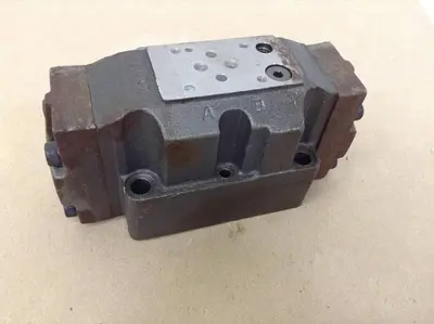 USED VICKERS DG3V73CET10JA8SM027