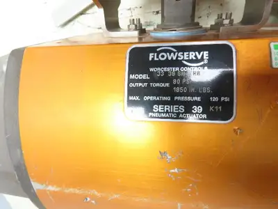 Flowserve Ser 39 Pneumatic Actuator Stainless 4" Flanged Ball Valve 33-39-SN-R6