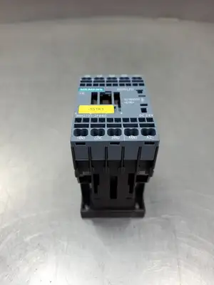 Siemens 3RH2131-2FB40 SIRIUS Contactor, 24VDC. 4C-44