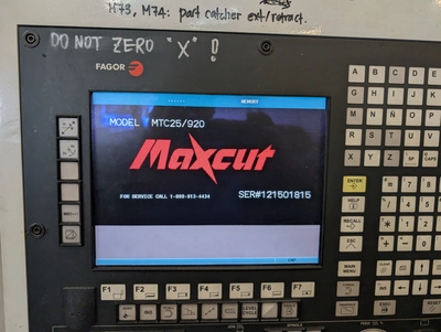 Maxcut VM-1000 CNC Mill