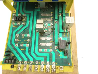 Fanuc A06B-6059-H222# H521 AC Spindle Servo Unit Has Cracks In Plastic READ Part