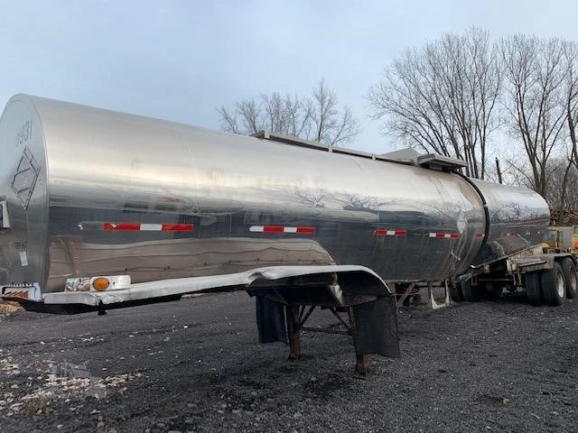 Used 1980 BRENNER _UNKNOWN_ Tanker Trailers Indiana US | Lakeshore Equipment Sales #1546556