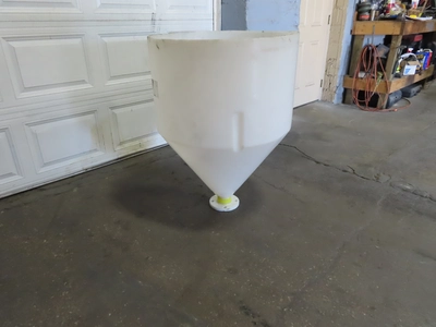 Protectoplas Plastic Feed Hopper