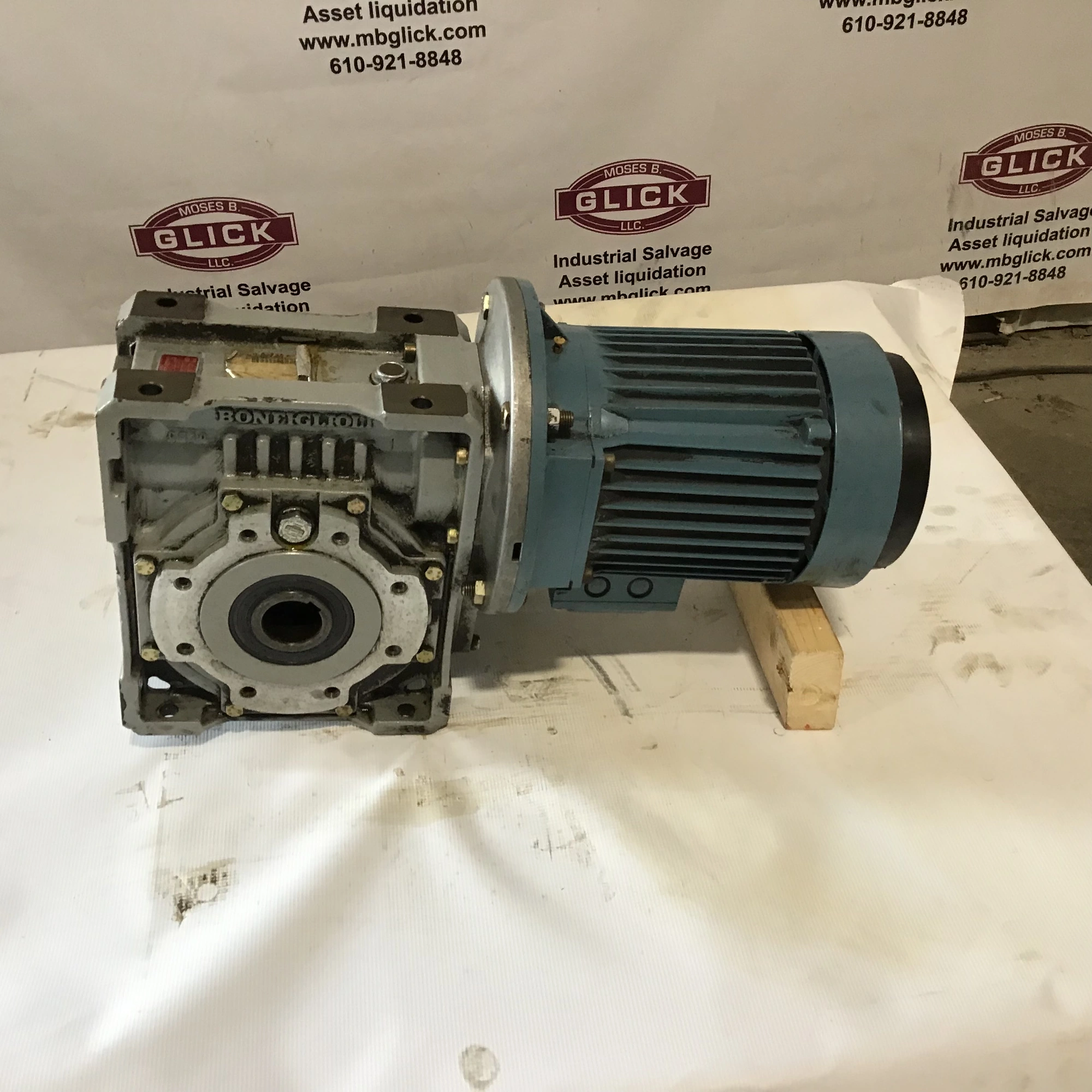 Bonfiglioli W110UFC115P100B5B7 W series Worm Gear Drive Ratio: 15:1