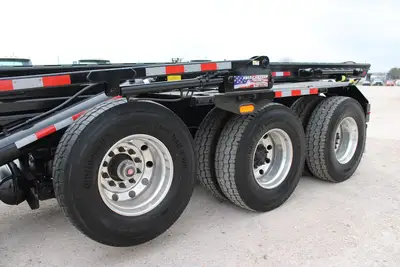New | in-Stock 2026 INTERNATIONAL HX Rolloff Trucks Texas US | Roll Off Truck World #1491797